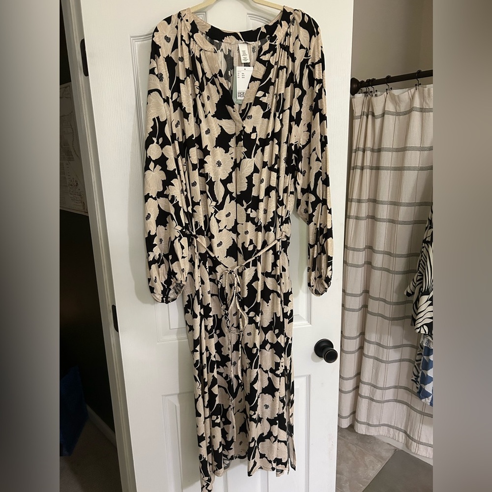 H&M NWT Floral Maxi Dress